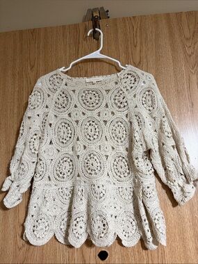 Solitaire Crochet Top in Cream